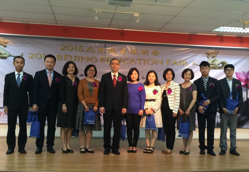 大鸡吧操女人骚逼视频情系南洋 文化传播——随市教委、国际教育交流中心赴马来西亚、印度尼西亚工作简要